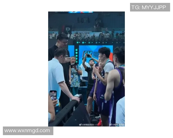 姚明亲临奥体盛会引领篮球热潮再掀新高潮