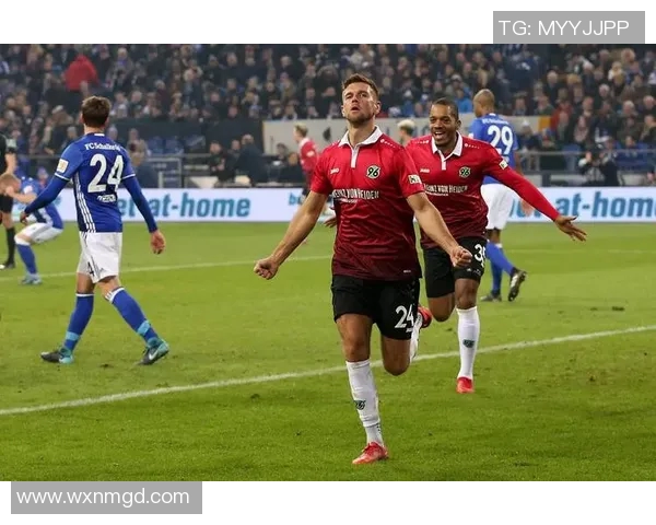 汉堡客场不敌帕德博恩，德乙战绩堪忧